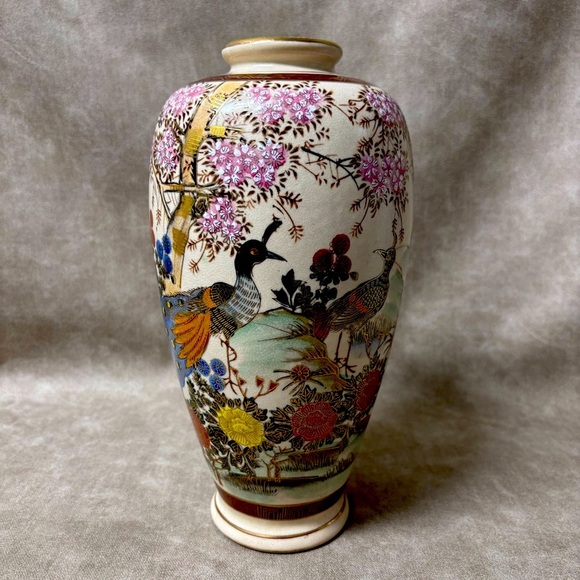Vintage Vase By Andrea Sadek, Made in Japan Vase with Peacocks and Flowers - Picture 1 of 6